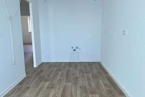 WBS-Wohnung ab August 2026 - Neu saniert! – Theodor-Storm-Straße 16, 6126 Westliche Neustadt, Halle (Saale) – Vorschaubild 6
