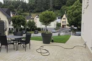 Wohntraum in Wiesbaden-Frauenstein mit Terrasse & Garten und historischem Blick auf die Burg Frauens – 65201 Frauenstein, Wiesbaden – Vorschaubild 2