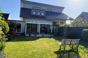 Modernes Einfamilienhaus mit Garten, Sauna & viel Platz für die Familie – Die vollständige Adresse der Immobilie erhältst du vom Anbieter., 50129 Bergheim – Vorschaubild 2