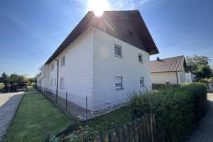 gepflegtes 2 Fam. Haus mit Garagen und Büro – Die vollständige Adresse der Immobilie erhältst du vom Anbieter., 94060 Pocking – Vorschaubild 5