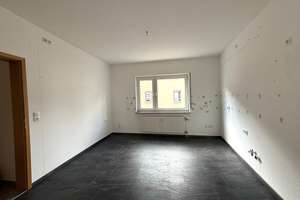 Willkommen daheim! Tolles 2-FH mit 2 sep. Eingängen, 2 Garagen, Balkon, Terrasse und schönem Garten – Die vollständige Adresse der Immobilie erhältst du vom Anbieter., 76706 Dettenheim – Vorschaubild 10