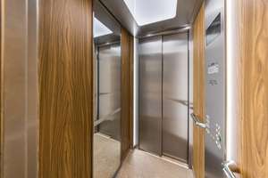 Stilvoll renoviert – 5-Zimmer-Wohnung mit großer Wohnküche und zwei Balkonen – 4103 Zentrum-Südost, Leipzig – Vorschaubild 13