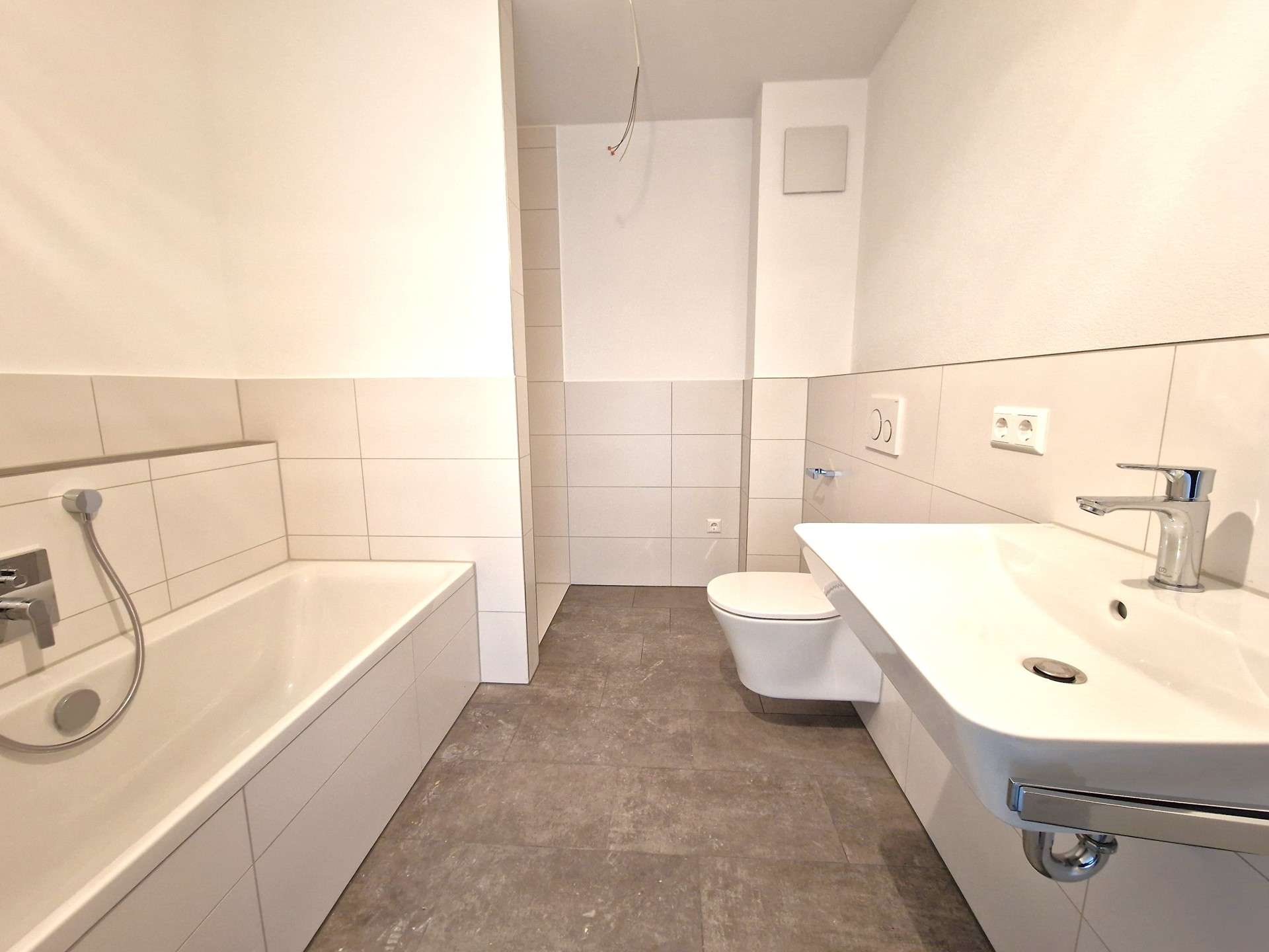 Immobilie in Achstetten - Komfortable und moderne 3,5-Zimmer-Wohnung mit sonnigem Balkon in Achstetten - Bild 4