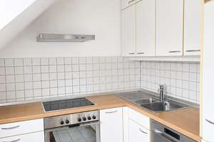 Lichtdurchflutete 3,5-Zimmer-Wohnung in Stuttgart Mitte mit Balkon – 70178 Rathaus, Stuttgart – Vorschaubild 8