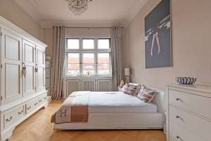 Exklusive 7- Zimmer Eigentumswohnung in Rotherbaum – Großzügiges Wohnen mit Balkon und Kamin – Die vollständige Adresse der Immobilie erhältst du vom Anbieter., 20146 Rotherbaum, Hamburg – Vorschaubild 10