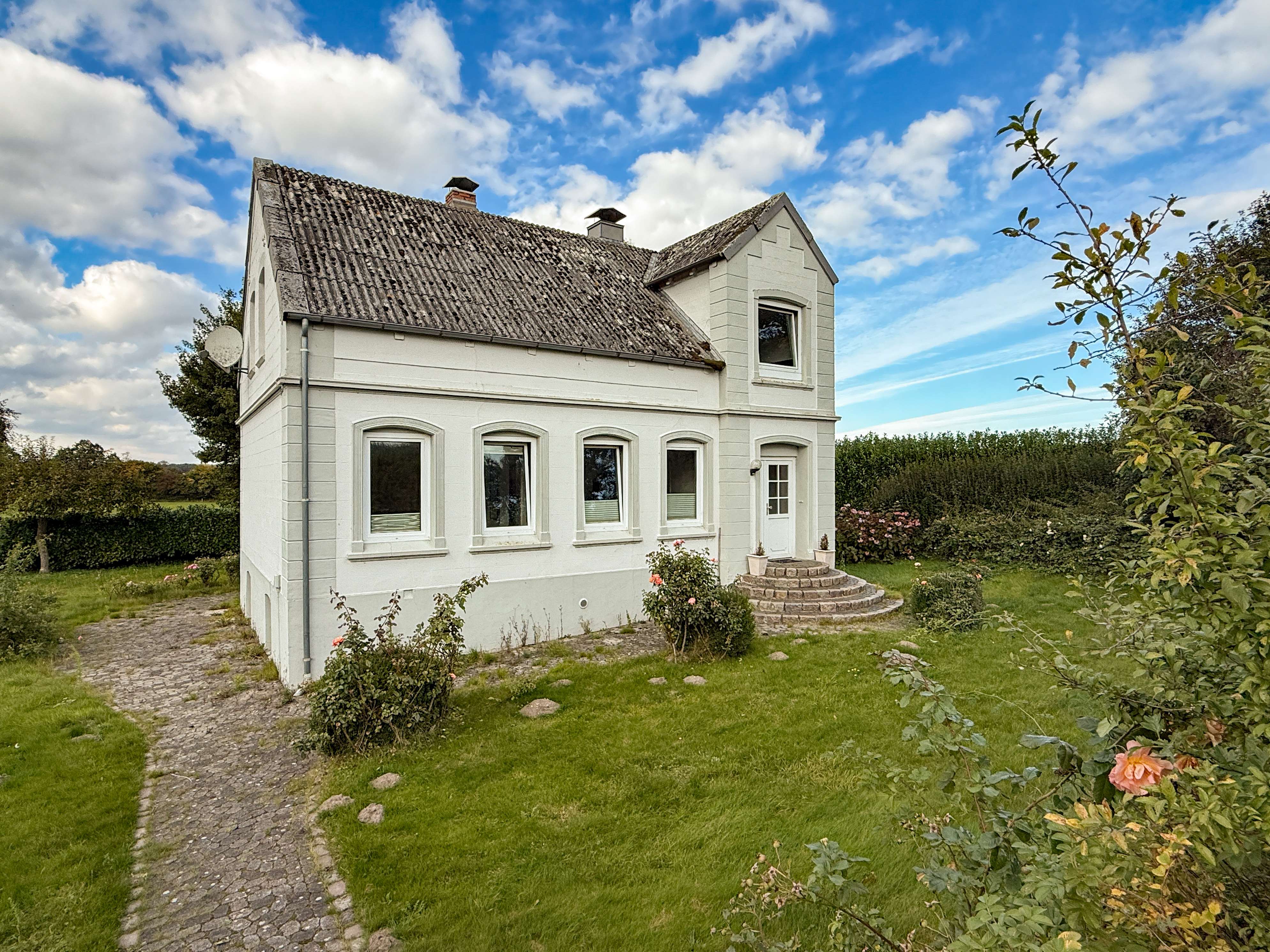 Ein Altbau mit Vergangenheit – bereit für Ihre Zukunft!, Rendsburg Eckernförde Kreis – Bild 1