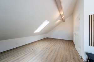 Moderne Doppelhaushälfte mit 135 m² Wohnfläche und Garten – Die vollständige Adresse der Immobilie erhältst du vom Anbieter., 86987 Schwabsoien – Vorschaubild 10