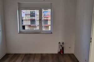Neuwertige 3,5-Zimmer Wohnung im 1. OG mit Balkon in Nürnberg-Eberhardshof – Maximilianstraße 56, 90429 Eberhardshof, Nürnberg – Vorschaubild 9