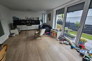 KfW-55 Doppelhaushälfte in München-Trudering mit Wärmepumpe, Garten & EBK – Die vollständige Adresse der Immobilie erhältst du vom Anbieter., 81825 Gartenstadt Trudering, München – Vorschaubild 14