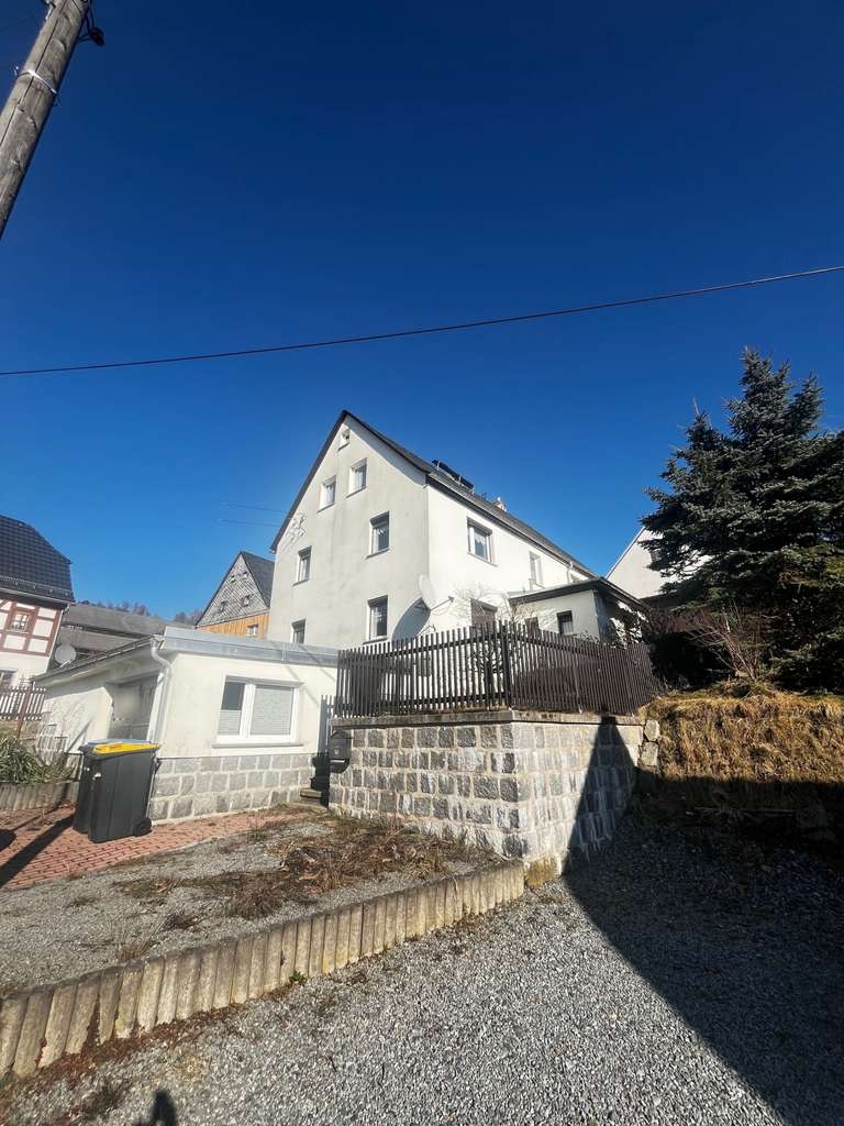 Immobilie in Sebnitz - Ihr Platz zum Ankommen: Großzügiges EFH am Eingang der Sächsischen Schweiz - Bild 2