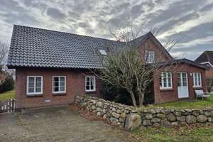 Amrumer Liebhaberstück in Bestlage Norddorf: Freistehendes Friesenhaus mit Charme, Kamin, Meerblick – Ual Saarepswai 26, 25946 Norddorf auf Amrum – Vorschaubild 7