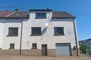 Einseitig angebautes Einfamilienhaus mit schönem Grundstück – Die vollständige Adresse der Immobilie erhältst du vom Anbieter., 66589 Merchweiler – Vorschaubild 2