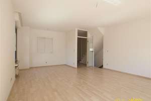 Terrasse mit privatem Gartenanteil, 3 Wohnetagen und Garage - VERMIETET! – Die vollständige Adresse der Immobilie erhältst du vom Anbieter., 9669 Frankenberg/Sachsen – Vorschaubild 6