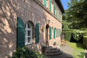 * Kultivierte Lebensqualität in historischem Anwesen * zwischen Kulturlandschaft, Altstadt & UTN *