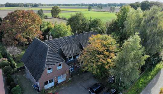 Bild von Landhausidylle pur – Charmantes Zweifamilienhaus mit eigener Weide