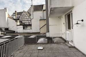 Lichtdurchflutete 4-Zimmer-Wohnung mit großer Dachterrasse in begehrter Lage direkt am D-Marktplatz! – 40213 Altstadt, Düsseldorf – Vorschaubild 9