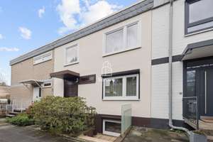 Gepflegtes Reihenmittelhaus mit Sauna, Garten und Garage in ruhiger Lage von Bonn-Röttgen – Die vollständige Adresse der Immobilie erhältst du vom Anbieter., 53125 Röttgen, Bonn – Vorschaubild 2
