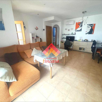 HERRLICHES REIHENHAUS MIT POOL IN BENAOJÁN