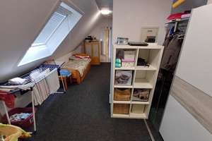 Gepflegte DG-Wohnung mit Ausblick,EBK-Übernahme,Toplage Feuerbach-Zentrum,ÖPNV perfekt,TLB m. Dusche – Rendlenstraße 12, 70469 Feuerbacher Tal, Stuttgart – Vorschaubild 14
