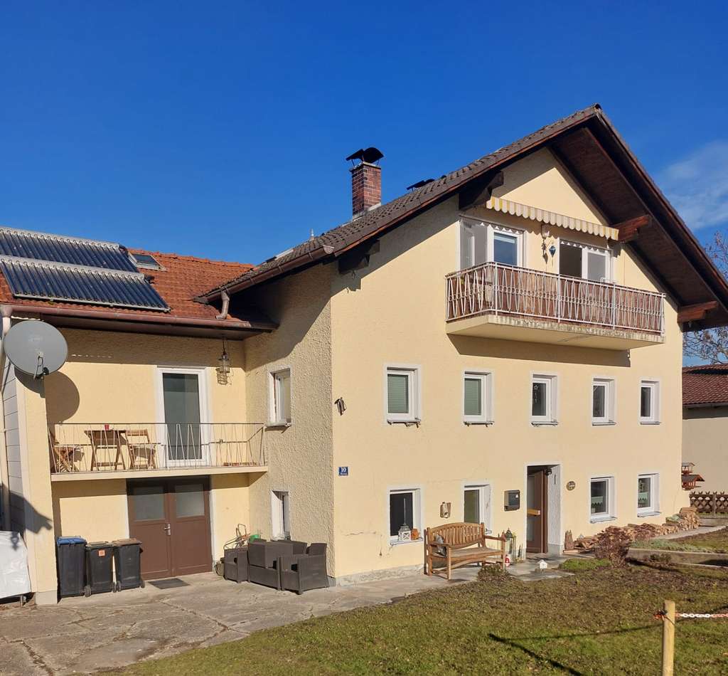 Immobilie in Fridolfing - * Gelegenheit für Investoren: Saniertes & modernisiertes Mehrfamilienhaus Nähe Waginger See - Bild 0