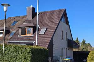 Provisionsfrei bis 15.06 in Scharbeutz: Reihenendhaus in ruhiger Sackgasse! – Die vollständige Adresse der Immobilie erhältst du vom Anbieter., 23683 Scharbeutz – Vorschaubild 1