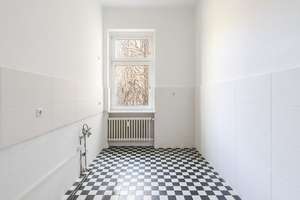 Großzügiger Grundriss, Südbalkon, ruhige Lage – ansehen lohnt sich! – Die vollständige Adresse der Immobilie erhältst du vom Anbieter., 10707 Wilmersdorf, Berlin – Vorschaubild 6