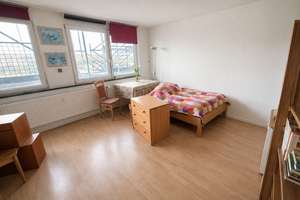 Kapitalanlage mit Rheinblick – vermietete 1-Zimmer-Wohnung in Köln-Porz – 51143 Zündorf, Köln – Vorschaubild 1