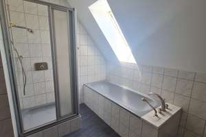 Lichtdurchflutete Wohnung (ca. 245 m² ) mit sehr großer Terrasse und eigenem Garten zu vermieten – Die vollständige Adresse der Immobilie erhältst du vom Anbieter., 65468 Trebur – Vorschaubild 22