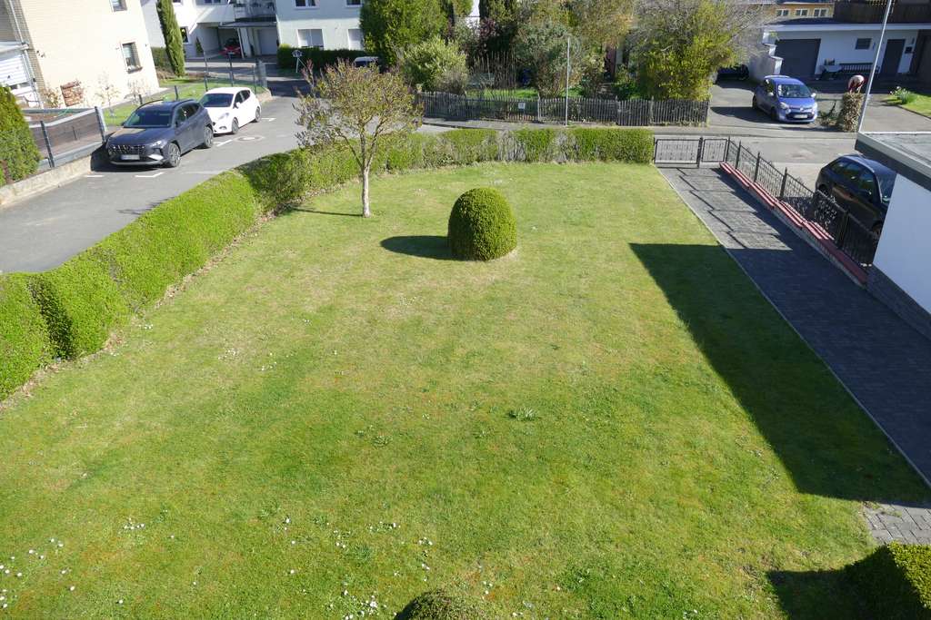 Immobilie in Mechernich - Familienglück mit 6 Zimmern auf großem Grund - Bild 3