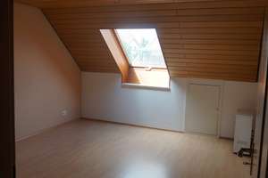 Ansprechende 3-Zimmer-Dachgeschosswohnung mit Dachterrasse in Karlsruhe Grötzingen – Die vollständige Adresse der Immobilie erhältst du vom Anbieter., 76229 Grötzingen, Karlsruhe – Vorschaubild 5