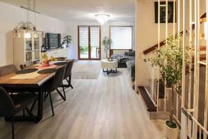Ihr neues Familienglück: Gepflegtes Reihenmittelhaus mit Garten & Garage in Renningen – Die vollständige Adresse der Immobilie erhältst du vom Anbieter., 71272 Renningen – Vorschaubild 3