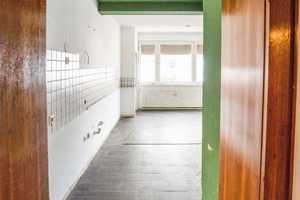 Mehrfamilienhaus mit 3 Wohneinheiten, großer Garage – Vollständig leerstehend – Offenbach am Main – Vorschaubild 10