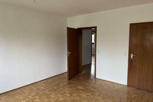 Geräumiges 7-Zimmer Einfamilienhaus mit Garage in Kassel-Kirchditmold – Schachtenstraße 11, 34130 Kirchditmold, Kassel – Vorschaubild 6