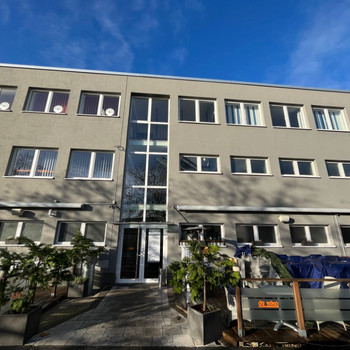 Büroeinheit in Dortmund-Aplerbeck | viele Stellplätze | individuelle Gestaltungsmöglichkeiten