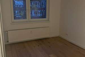 Helle 2,5-Zimmer-Wohnung mit modernem Bad und EBK in ruhiger Lage – Die vollständige Adresse der Immobilie erhältst du vom Anbieter., 12203 Lichterfelde, Berlin – Vorschaubild 3