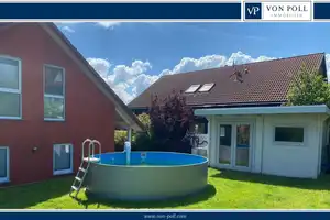 Modernes Einfamilienhaus im gehobenen Stil mit separatem Saunahaus und Außenpool – Northeim (Kreis) – Vorschaubild 2
