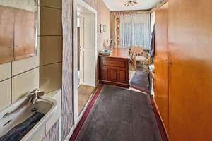 Property thumbnail 9