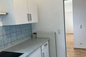 2-Zimmer-Dachwohnung in Mainz-Zentrum – Die vollständige Adresse der Immobilie erhältst du vom Anbieter., 55116 Altstadt, Mainz – Vorschaubild 3