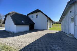 Haus in Fichtelberg/Neubau mit 2 Garagen, Garten, Sauna * Erstbezug nach Renovierung * – Die vollständige Adresse der Immobilie erhältst du vom Anbieter., 95686 Fichtelberg – Vorschaubild 8