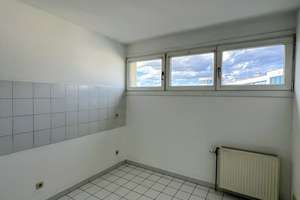 Freie 1-Zimmer-Penthouse-Wohnung mit Tiefgaragenstellplatz und Lift – Die vollständige Adresse der Immobilie erhältst du vom Anbieter., 4315 Neustadt-Neuschönefeld, Leipzig – Vorschaubild 7