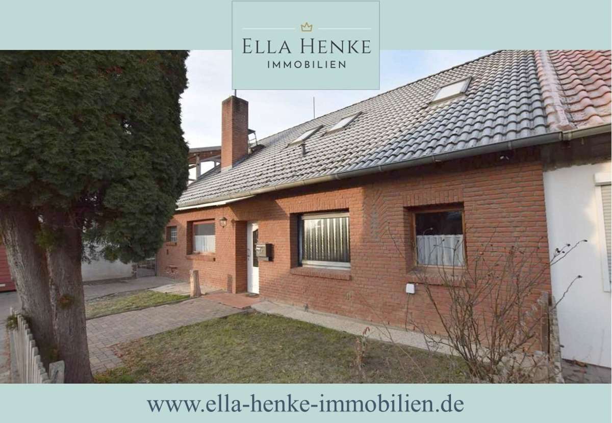 Geräumige Doppelhaushälfte mit 7 Zimmern, 2 Bädern + Garage., Wolfenbüttel Kreis – Bild 1