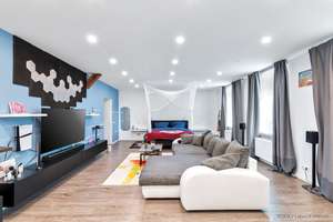 Mehrgenarationenhaus / Ferienhaus / Seminarhaus
Renoviert mit 3 Wohnungen / 686m² Wohfläche / Aufzu – Die vollständige Adresse der Immobilie erhältst du vom Anbieter., 84072 Au in der Hallertau – Vorschaubild 17