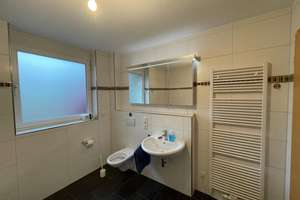Exklusive 3-Zimmer-Wohnung mit großem Balkon, Design-Highlights und Festungsblick – Toplage Würzburg – Die vollständige Adresse der Immobilie erhältst du vom Anbieter., 97082 Steinbachtal, Würzburg – Vorschaubild 21