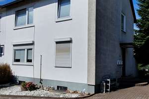 Attraktive Doppelchance! Vermietetes Reihenendhaus mit TOPRENDITE und KfW-Förderung – Die vollständige Adresse der Immobilie erhältst du vom Anbieter., 31737 Rinteln – Vorschaubild 2