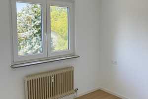 Erstbezug: 2-Zimmer-Wohnung mit neuer Einbauküche, Westbalkon & TG-Stellplatz – Johannes-Eisenlohr-Straße 53, 72760 Reutlingen (Kreis) – Vorschaubild 5