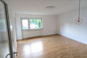 Ansprechende und modernisierte 3-Zimmer-Wohnung mit Balkon und EBK in Wuppertal – Leibuschstraße 5, 42389 Langerfeld-Beyenburg, Wuppertal – Vorschaubild 6
