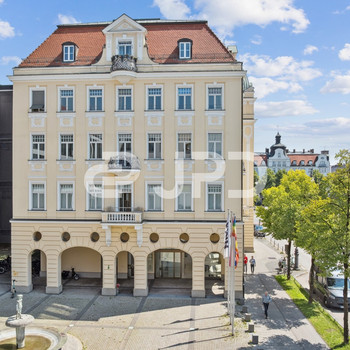 JPD - Repräsentativer Altbau in traumhafter Lage mit Balkon