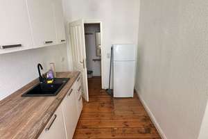 freie 1-Zimmer-Wohnung in ruhiger Lage zu verkaufen – Die vollständige Adresse der Immobilie erhältst du vom Anbieter., 10437 Prenzlauer Berg, Berlin – Vorschaubild 2
