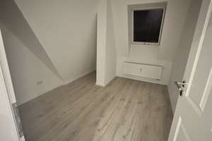 Nachmieter gesucht: Hochwertige 4-Zimmer-Maisonette-DG-Wohnung mit Terrasse in Treptow-Köpenick – 12437 Baumschulenweg, Berlin – Vorschaubild 13