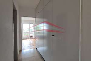 Großzügige 3-Zimmer-Wohnung mit überdachtem Balkon, zwei Bädern und TG-Stellplatz in Aalen – Die vollständige Adresse der Immobilie erhältst du vom Anbieter., 73431 östliche Bahnlinie, Aalen – Vorschaubild 9
